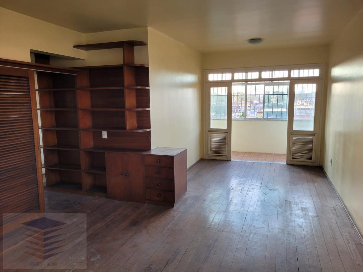 Apartamento à venda com 3 quartos, 106m² - Foto 1