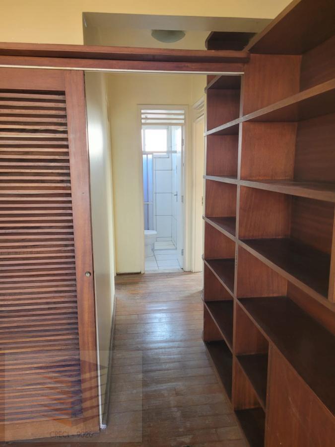 Apartamento à venda com 3 quartos, 106m² - Foto 3